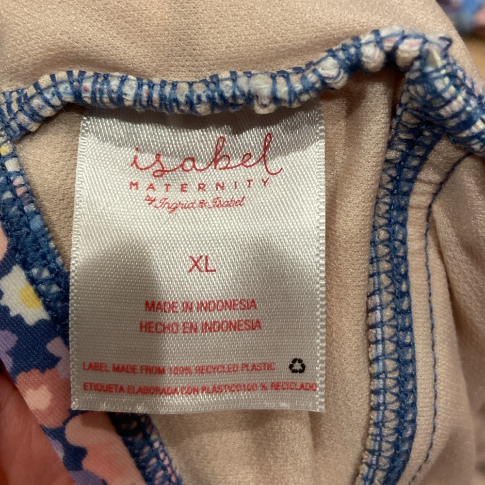 Ingrid & Isabel maternity swimsuit - Picture 5 of 5